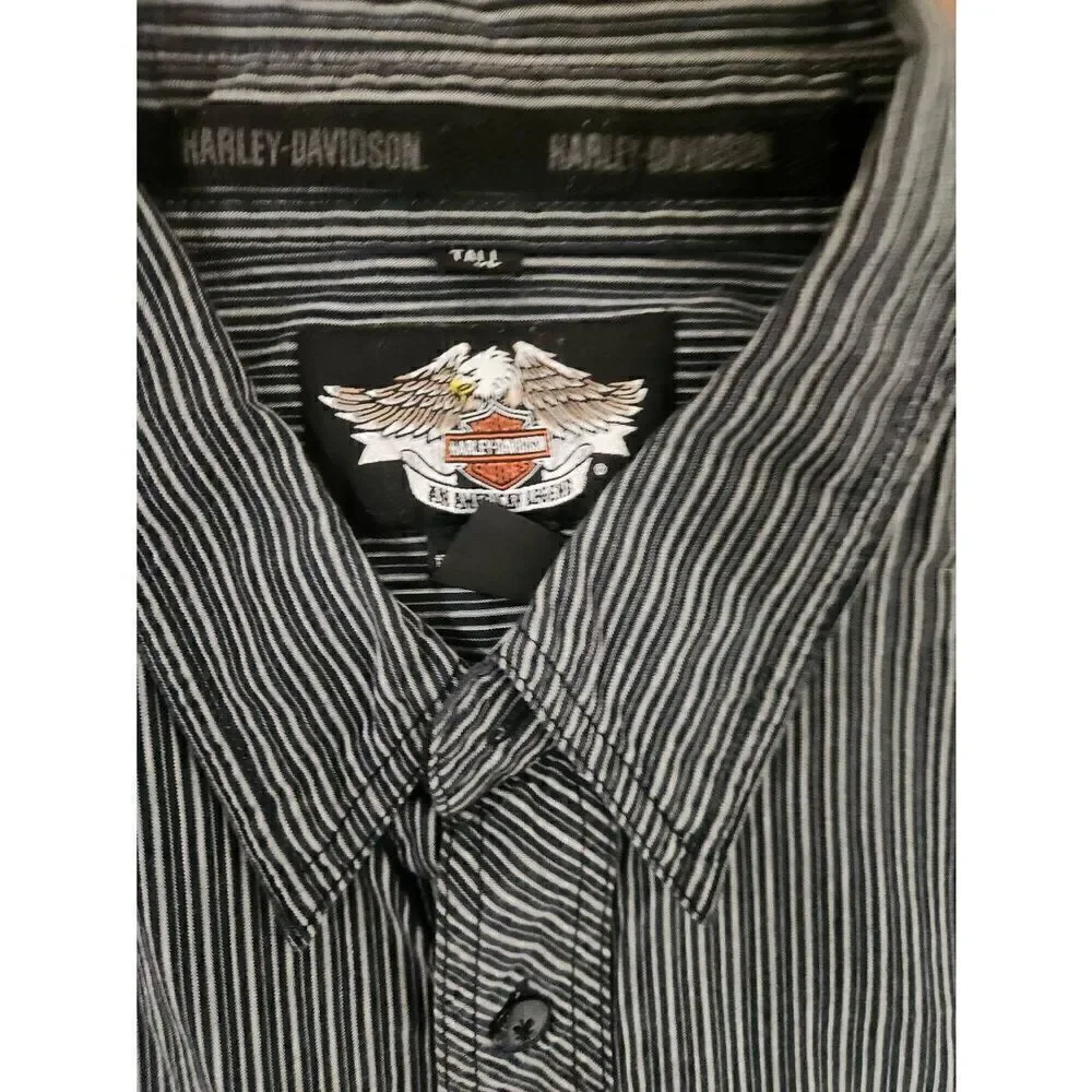 Harley-Davidson 2X long sleeved button-down strip shirt